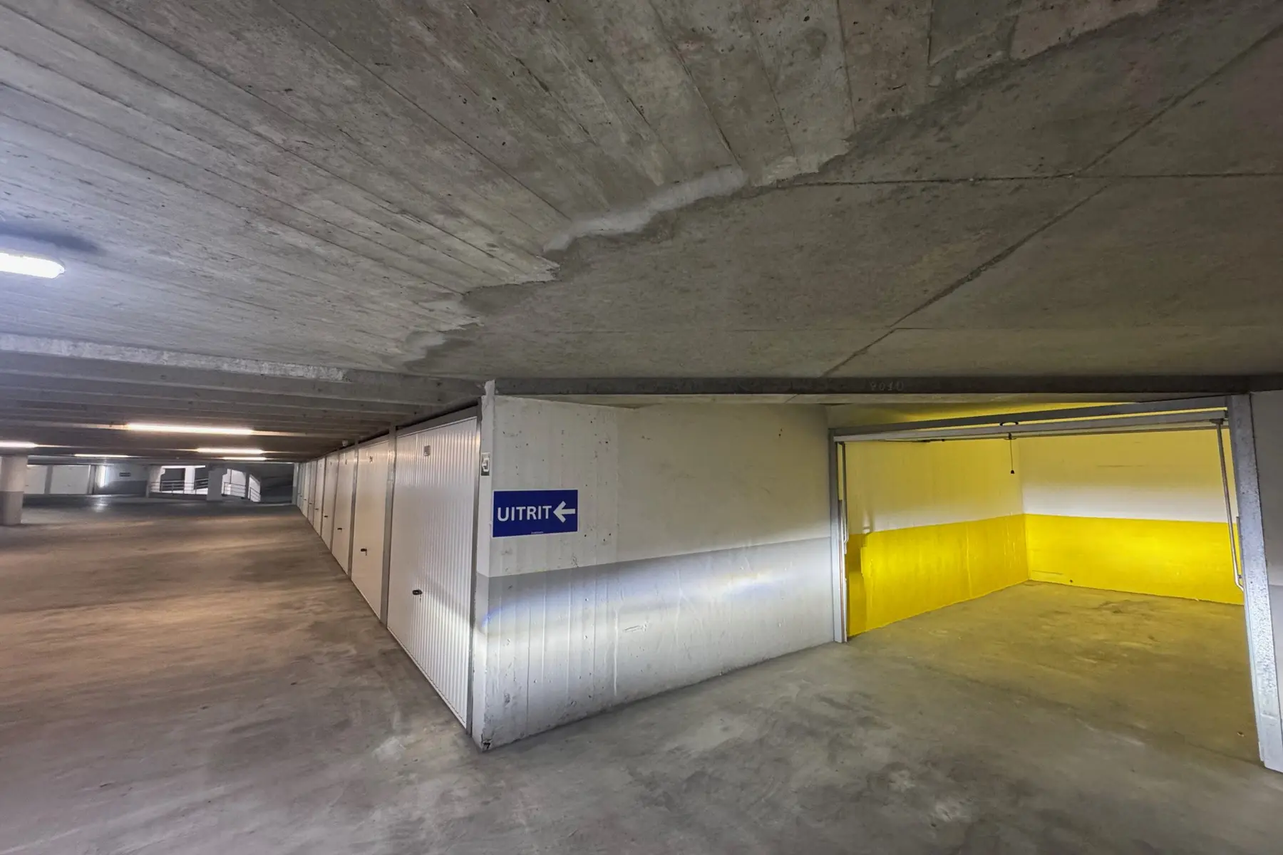 garage in Duinbergen te koop - Stone Group
