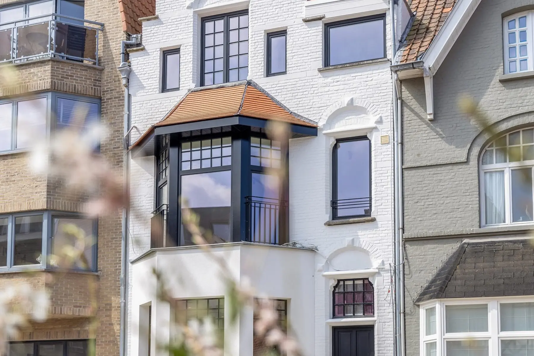 Duinbergenlaan 47, 1ste, Gebouw in Duinbergen, foto 1